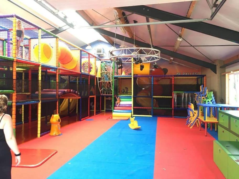 Marienberg Camping De Pallegarste Chalet 119 מראה חיצוני תמונה