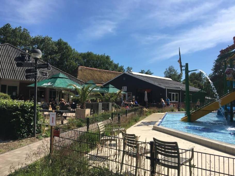 Marienberg Camping De Pallegarste Chalet 119 מראה חיצוני תמונה